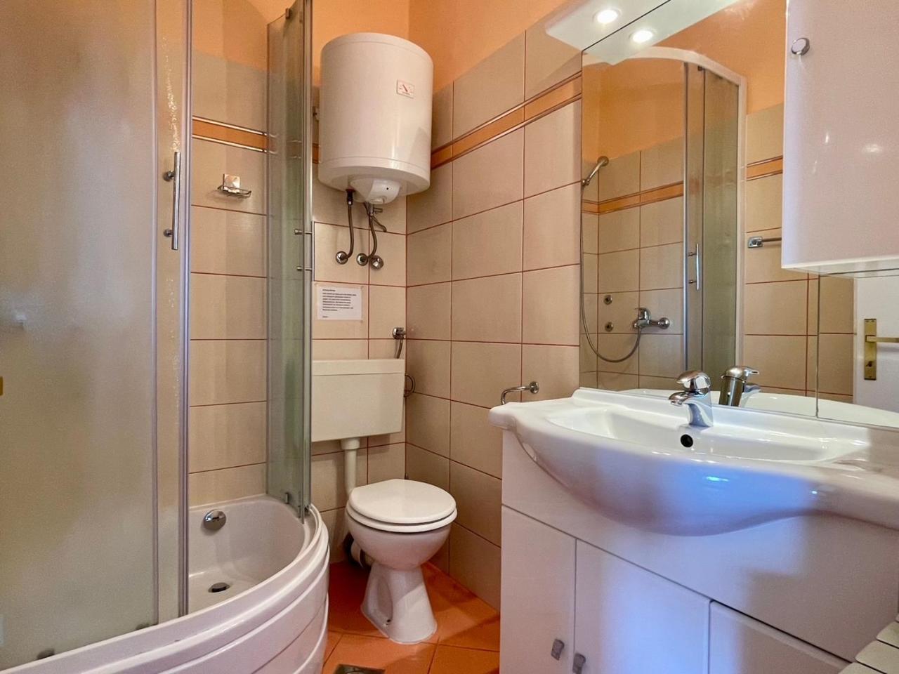Apartments Bosiljka Раб Екстериор снимка