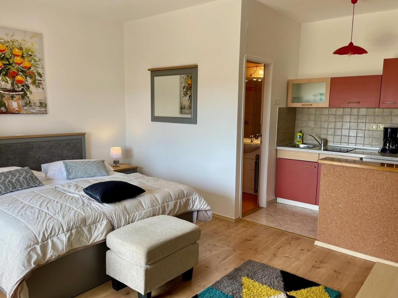 Apartments Bosiljka Раб Екстериор снимка