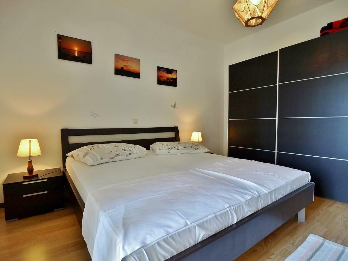 Apartments Bosiljka Раб Екстериор снимка