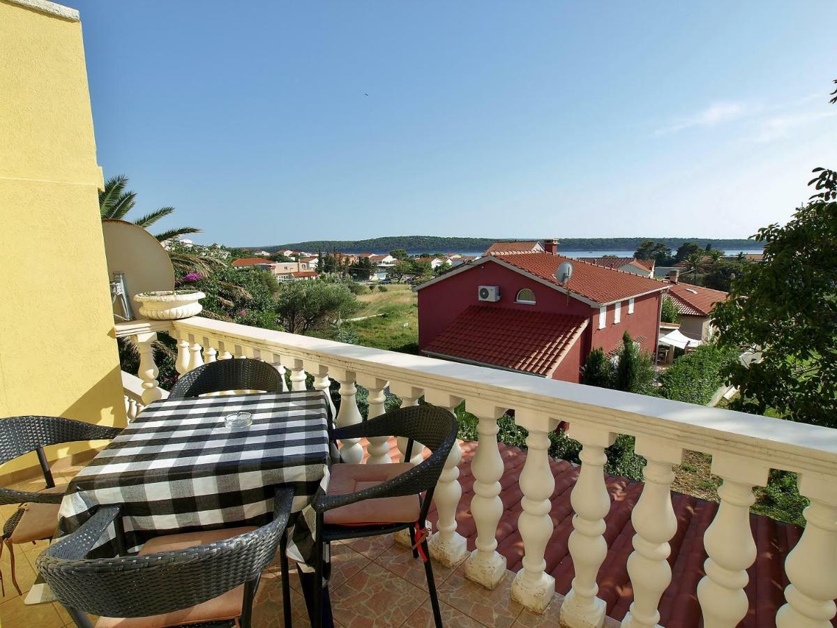 Apartments Bosiljka Раб Екстериор снимка
